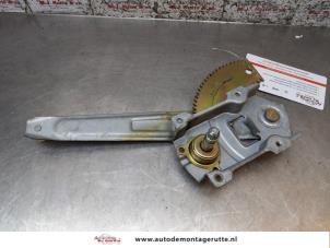 Gebrauchte Fenstermechanik 4-türig rechts hinten Hyundai Atos 1.0 12V Preis auf Anfrage angeboten von Autodemontage M.J. Rutte B.V.