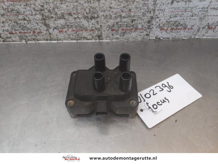 Usagé Bobine Ford Focus 2 Wagon 1.4 16V Prix sur demande proposé par Autodemontage M.J. Rutte B.V.