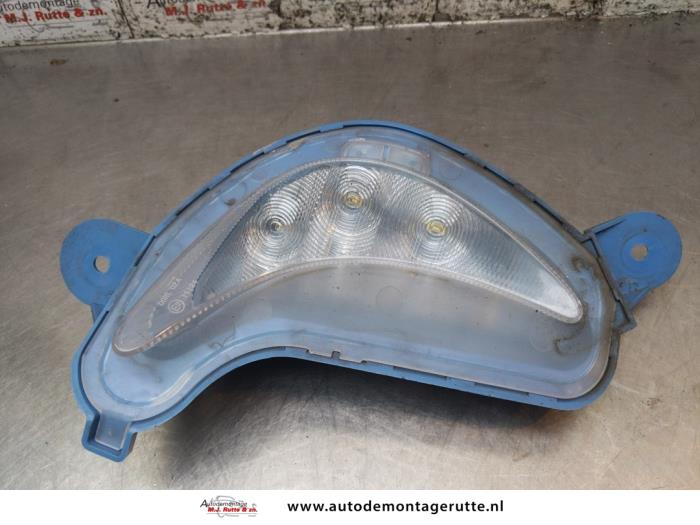 Begagnade Dagsljus vänster Renault Zoé (AG) 46kW Pris € 100,00 Marginaltabell erbjuds av Autodemontage M.J. Rutte B.V.