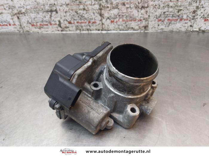 Usagé Boîtier accélérateur Kia Rio III (UB) 1.1 CRDi VGT 12V Prix € 30,00 Règlement à la marge proposé par Autodemontage M.J. Rutte B.V.