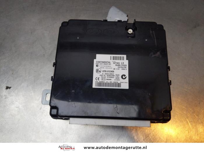 Używane Modul keyless vehicle Kia Rio III (UB) 1.1 CRDi VGT 12V Cena € 80,00 Procedura marży oferowane przez Autodemontage M.J. Rutte B.V.