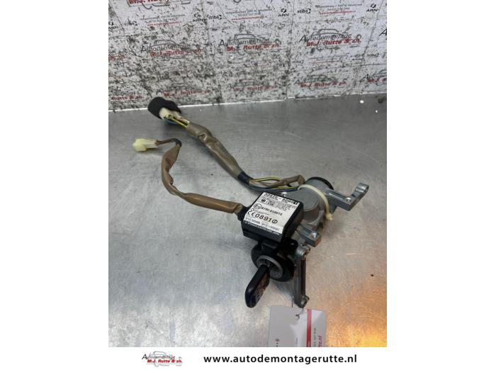 Używane Stacyjka + Kluczyk Suzuki Alto (RF410) 1.1 16V Cena na żądanie oferowane przez Autodemontage M.J. Rutte B.V.