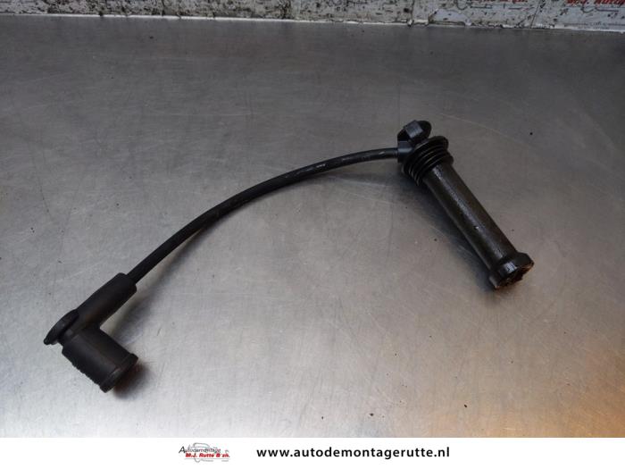 Usagé Broche bobine Ford Mondeo III Wagon 1.8 16V Prix sur demande proposé par Autodemontage M.J. Rutte B.V.