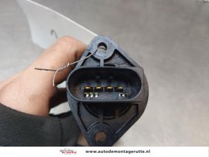Luftmengenmesser van een BMW 5 serie Touring (E61) 525d 24V 2004