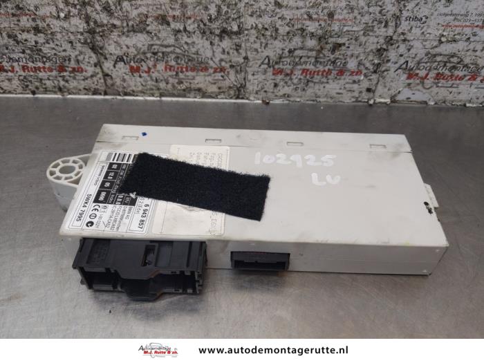 Used Body control computer BMW 5 serie Touring (E61) 525d 24V Price on request offered by Autodemontage M.J. Rutte B.V.