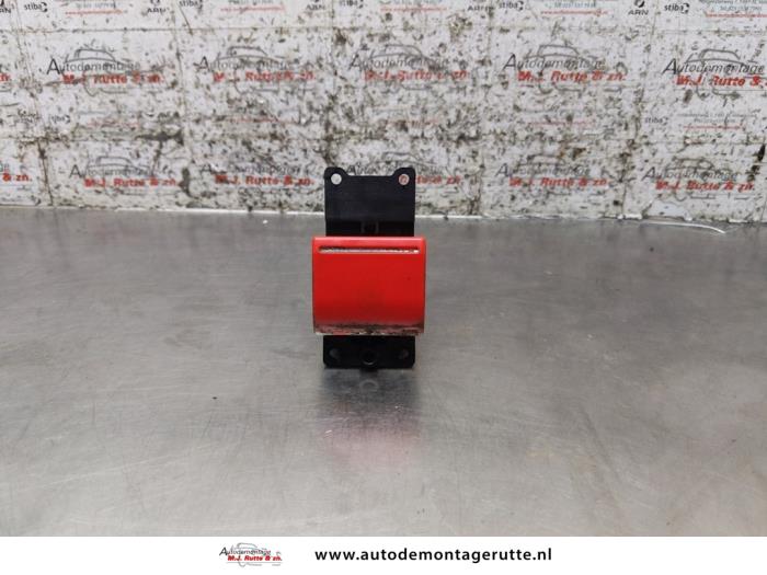 Gebrauchte Handbremse Schalter Ford Galaxy (WA6) 2.0 TDCi 16V 140 Preis auf Anfrage angeboten von Autodemontage M.J. Rutte B.V.
