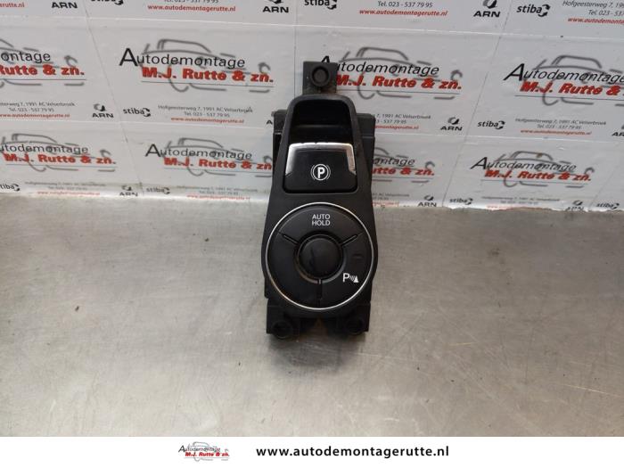 Gebrauchte Handbremse Schalter Hyundai i40 (VFA) 1.7 CRDi 16V Preis € 35,00 Margenregelung angeboten von Autodemontage M.J. Rutte B.V.