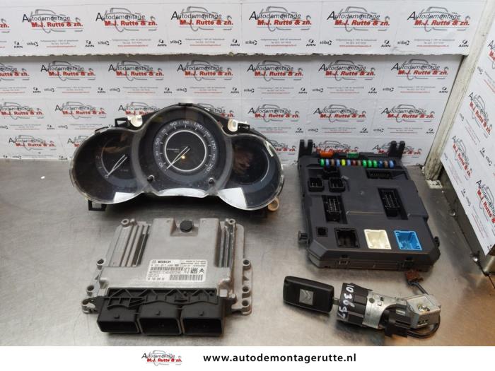 Used Ignition lock + computer Citroen C3 (SC) 1.6 HDi 92 Price € 150,00 Margin scheme offered by Autodemontage M.J. Rutte B.V.