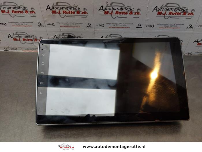 Begagnade Innerdisplay Alfa Romeo Giulietta (940) 1.4 TB 16V Pris € 125,00 Marginaltabell erbjuds av Autodemontage M.J. Rutte B.V.
