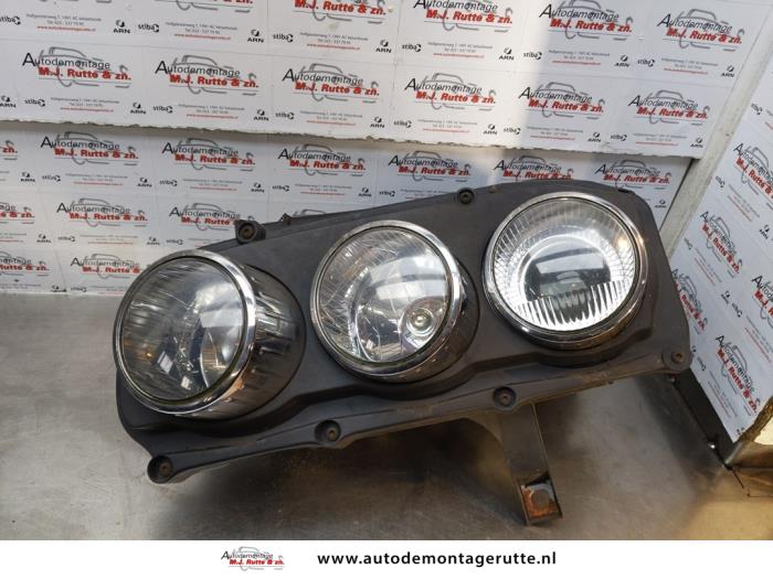 Używane Reflektor lewy Alfa Romeo 159 Sportwagon (939BX) 2.2 JTS 16V Cena na żądanie oferowane przez Autodemontage M.J. Rutte B.V.