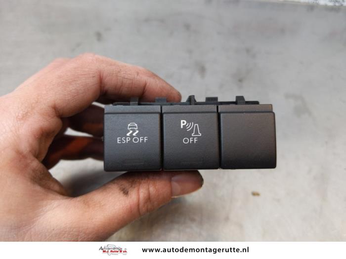 Gebrauchte PDC Schalter Peugeot 508 SW (8E/8U) 1.6 THP 16V Preis auf Anfrage angeboten von Autodemontage M.J. Rutte B.V.