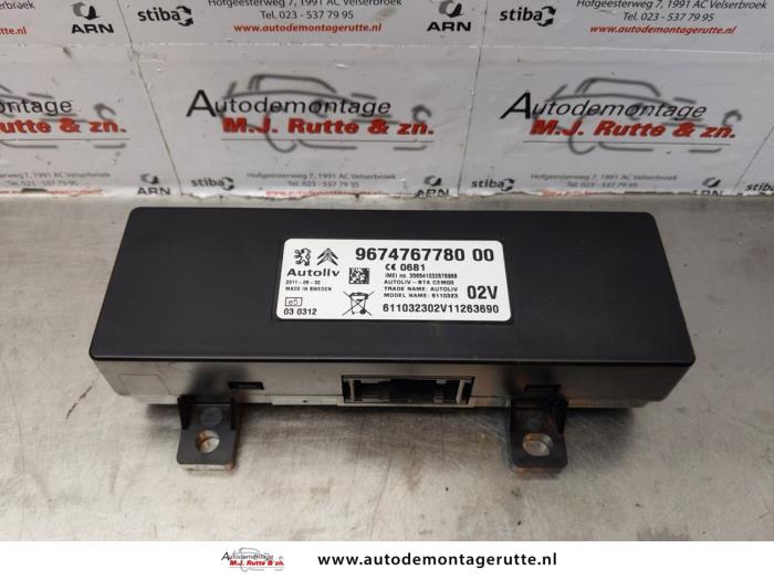 Begagnade Bluetooth-modul Peugeot 508 SW (8E/8U) 1.6 THP 16V Pris € 35,00 Marginaltabell erbjuds av Autodemontage M.J. Rutte B.V.