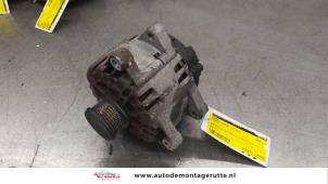 Dynamo van een Peugeot Partner (GC/GF/GG/GJ/GK) 1.6 HDI 75 Phase 1 2011
