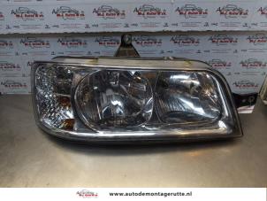 Usados Faro derecha Fiat Ducato (243/244/245) 2.0 JTD Precio de solicitud ofrecido por Autodemontage M.J. Rutte B.V.