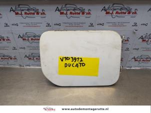 Used Tank cap cover Fiat Ducato (243/244/245) 2.0 JTD Price on request offered by Autodemontage M.J. Rutte B.V.