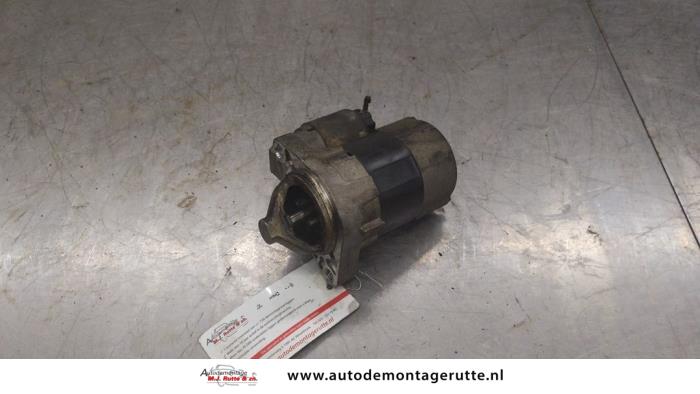 Starter from a Nissan Micra (K11) 1.4 16V 2002