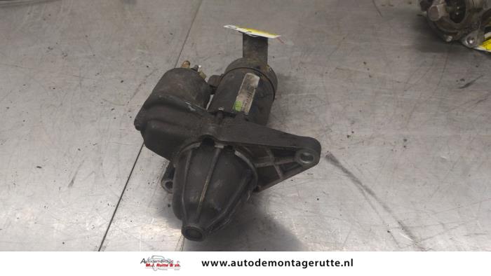 Gebrauchte Anlasser Honda Civic (EP/EU) 1.6 16V VTEC Preis auf Anfrage angeboten von Autodemontage M.J. Rutte B.V.