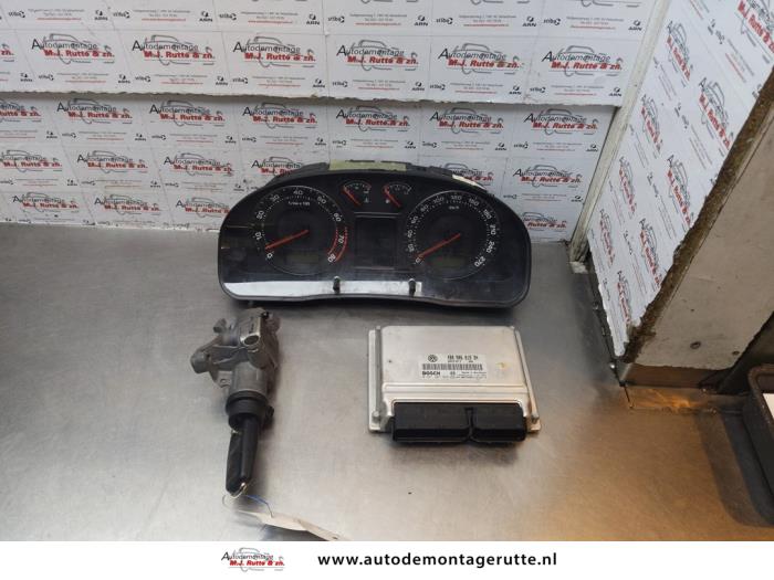 Used Ignition lock + computer Skoda Superb (3U4) 1.8 20V Turbo Price on request offered by Autodemontage M.J. Rutte B.V.