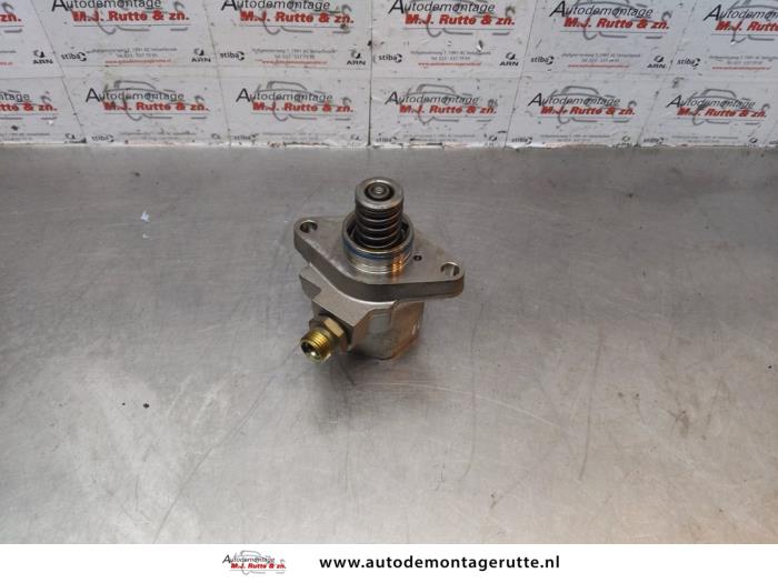 Begagnade Högtryckspump Volkswagen Polo V (6R) 1.0 TSI 12V BlueMotion Pris € 65,00 Marginaltabell erbjuds av Autodemontage M.J. Rutte B.V.