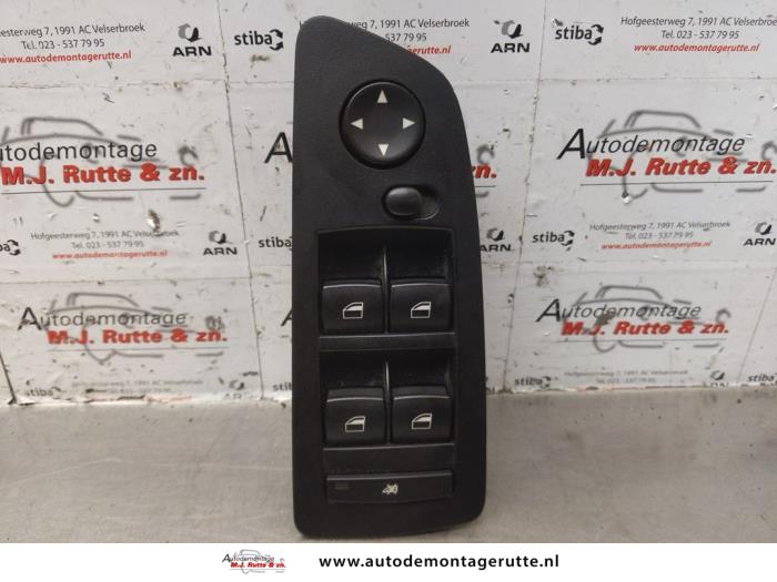 Usados Interruptor combinado de ventanillas BMW 1 serie (E87/87N) 118i 16V Precio de solicitud ofrecido por Autodemontage M.J. Rutte B.V.