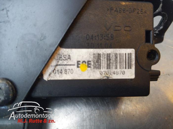 Tailgate lock mechanism BMW 5 serie Touring 525d 24V - 301104