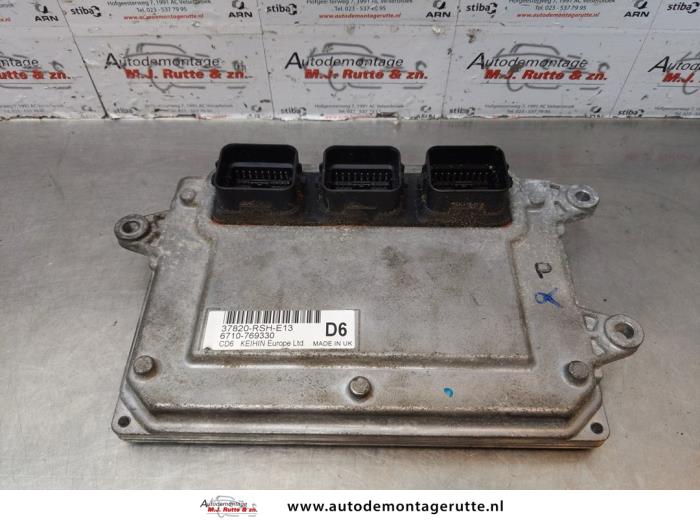 Used Engine management computer Honda Civic (FK/FN) 1.4 i-Dsi Price on request offered by Autodemontage M.J. Rutte B.V.