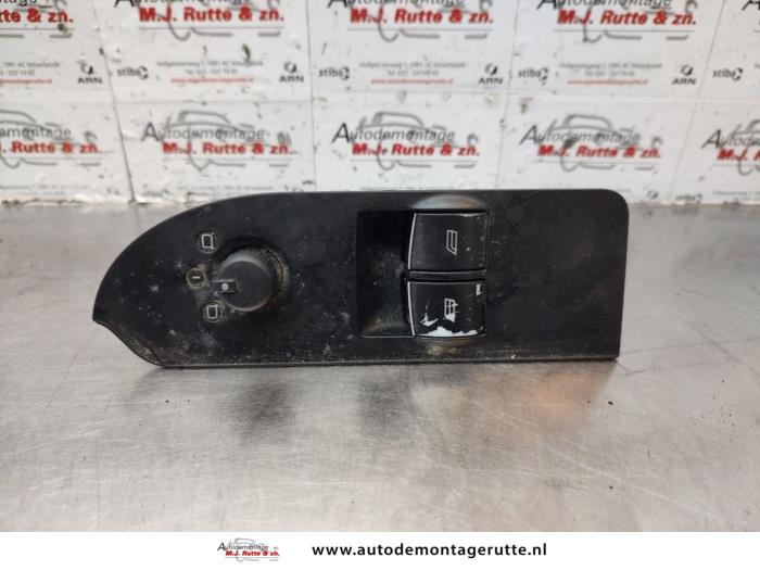 Usados Interruptor combinado de ventanillas Audi A2 (8Z0) 1.4 16V Precio de solicitud ofrecido por Autodemontage M.J. Rutte B.V.