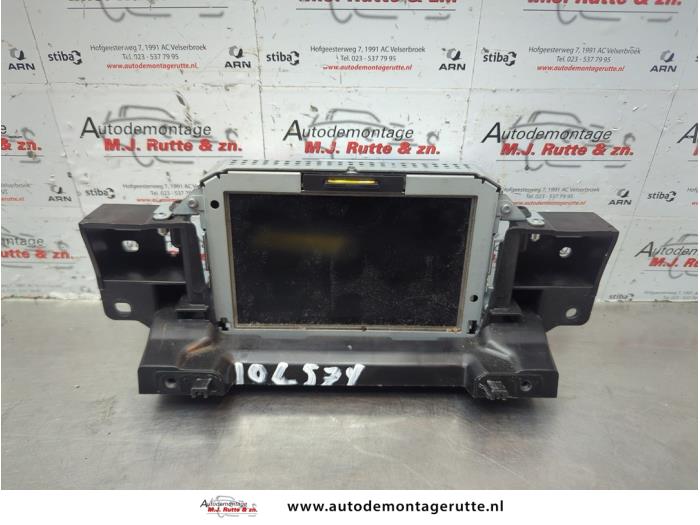 Begagnade Innerdisplay Ford Focus 3 Wagon 1.0 Ti-VCT EcoBoost 12V 125 Pris på förfrågan erbjuds av Autodemontage M.J. Rutte B.V.