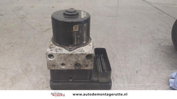 Begagnade ABS-pump Audi A2 (8Z0) 1.6 FSI 16V Pris på förfrågan erbjuds av Autodemontage M.J. Rutte B.V.