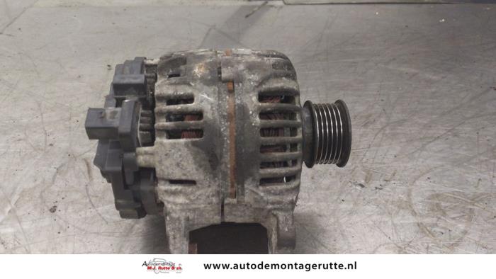 Begagnade Dynamo Audi A2 (8Z0) 1.6 FSI 16V Pris på förfrågan erbjuds av Autodemontage M.J. Rutte B.V.