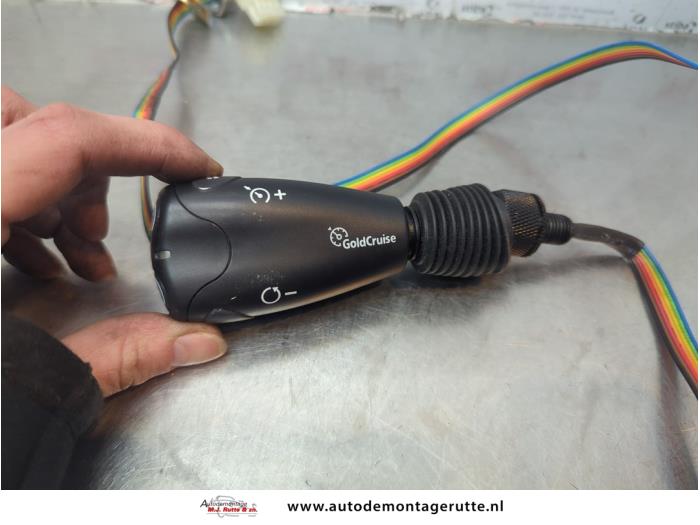 Używane Obsluga tempomatu Chevrolet Aveo (256) 1.4 16V Cena na żądanie oferowane przez Autodemontage M.J. Rutte B.V.
