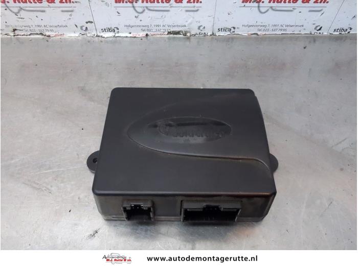Gebrauchte Tempomat Subaru Trezia 1.4D Preis auf Anfrage angeboten von Autodemontage M.J. Rutte B.V.
