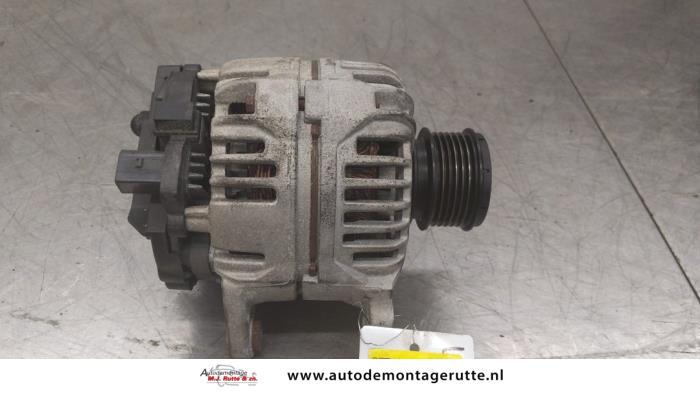 Used Dynamo Volkswagen New Beetle (9C1/9G1) 1.6 Price on request offered by Autodemontage M.J. Rutte B.V.