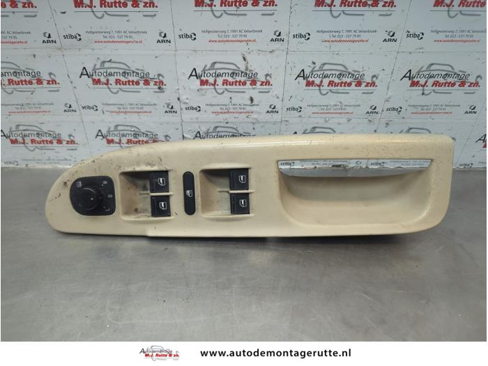 Usados Interruptor combinado de ventanillas Volkswagen Passat Variant (3C5) 1.4 TSI 16V Precio de solicitud ofrecido por Autodemontage M.J. Rutte B.V.