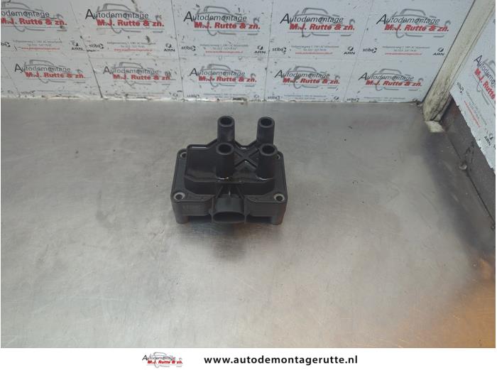 Usagé Bobine Ford Mondeo III Wagon 2.0 16V Prix sur demande proposé par Autodemontage M.J. Rutte B.V.