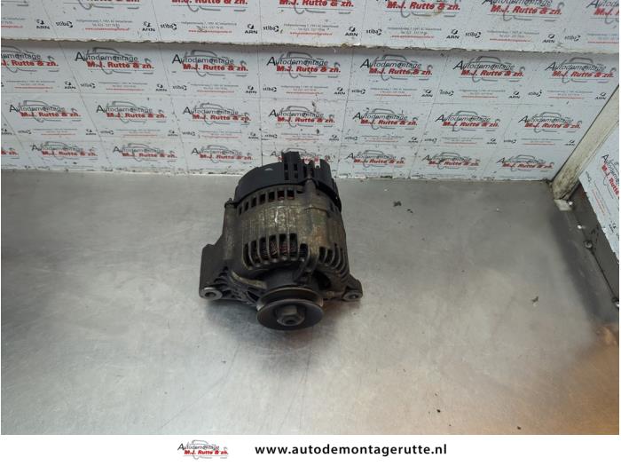 Used Dynamo Citroen Saxo 1.0i X Price on request offered by Autodemontage M.J. Rutte B.V.