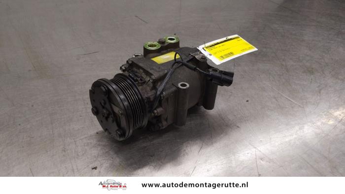 Usagé Compresseur de clim Ford Focus 1 2.0 16V Prix sur demande proposé par Autodemontage M.J. Rutte B.V.