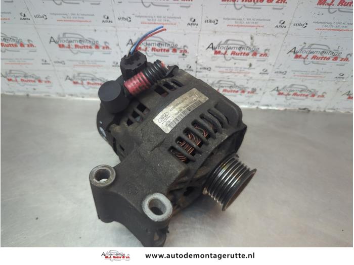Gebrauchte Dynamo Ford Focus 1 1.4 16V Preis auf Anfrage angeboten von Autodemontage M.J. Rutte B.V.