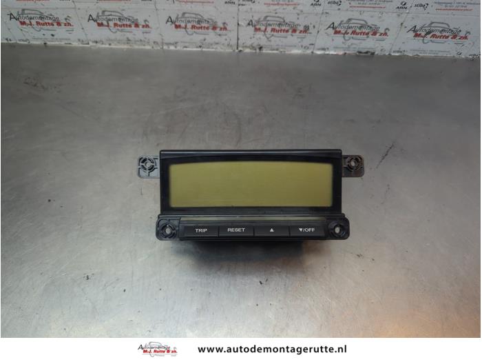 Begagnade Klocka Kia Cee'd Sporty Wagon (EDF) 1.4 16V Pris € 50,00 Marginaltabell erbjuds av Autodemontage M.J. Rutte B.V.