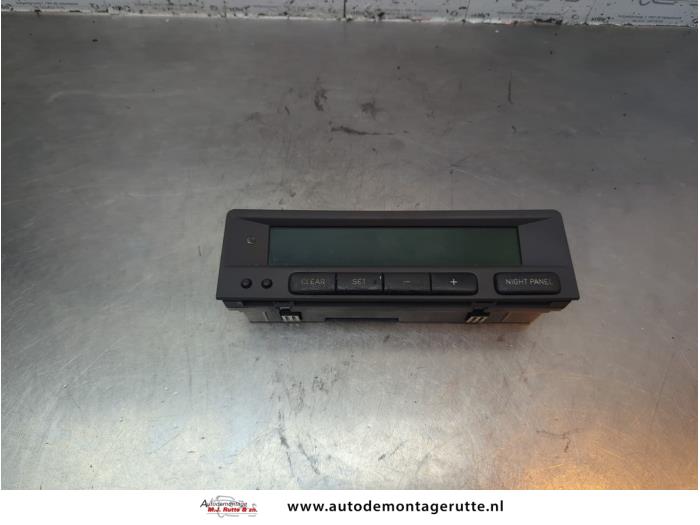 Używane Zegar Saab 9-5 Estate (YS3E) 2.3t 16V Cena na żądanie oferowane przez Autodemontage M.J. Rutte B.V.