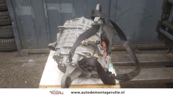 Gebrauchte Differential hinten Mitsubishi Outlander (GF/GG) 2.0 16V PHEV 4x4 Preis € 250,00 Margenregelung angeboten von Autodemontage M.J. Rutte B.V.