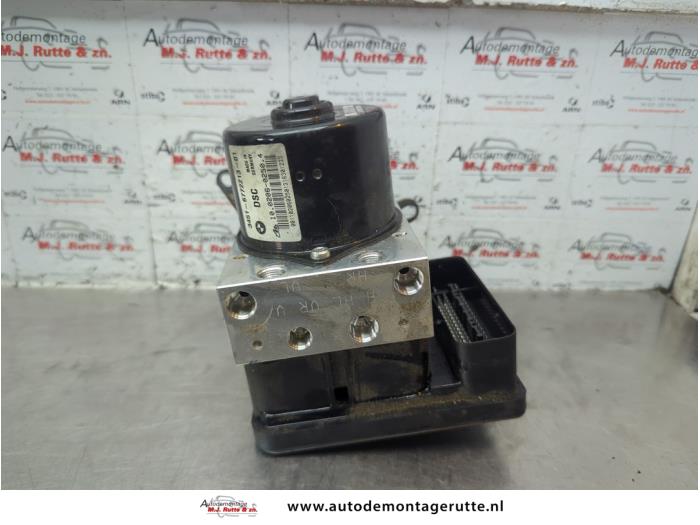 Usagé Bloc ABS BMW 3 serie (E90) 320i 16V Prix € 100,00 Règlement à la marge proposé par Autodemontage M.J. Rutte B.V.