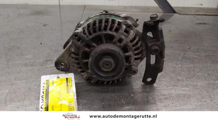 Used Dynamo Kia Rio (DC22/24) 1.5 16V Price € 35,00 Margin scheme offered by Autodemontage M.J. Rutte B.V.