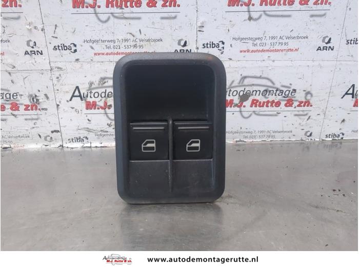 Używane Przelacznik combi okienny Skoda Roomster (5J) 1.4 16V Cena na żądanie oferowane przez Autodemontage M.J. Rutte B.V.