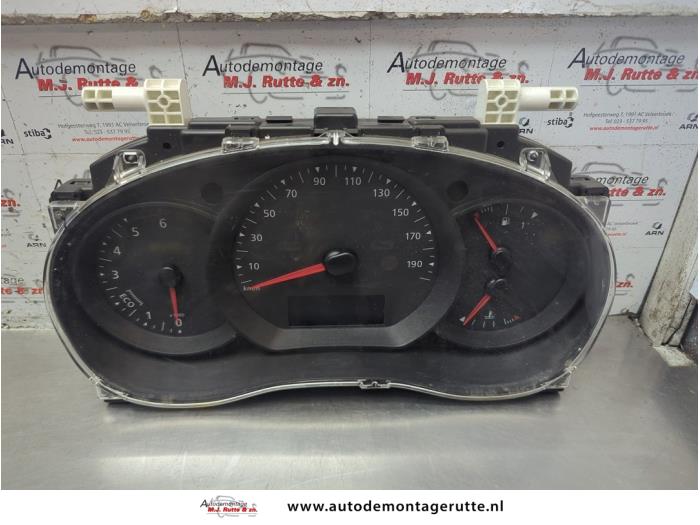 Usagé Compteur Renault Kangoo Express (FW) 1.5 dCi 90 FAP Prix € 100,00 Règlement à la marge proposé par Autodemontage M.J. Rutte B.V.