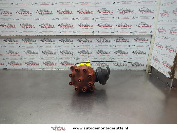 Used Ignition system (complete) Mercedes S (W116) 450 SEL Price € 200,00 Margin scheme offered by Autodemontage M.J. Rutte B.V.