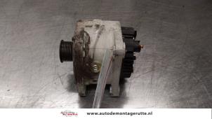 Dynamo van een Renault Espace (JK) 2.0 Turbo 16V Grand Espace 2006