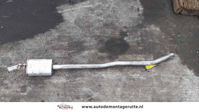 Gebrauchte Auspuff Mitteldämpfer Renault Clio II (BB/CB) 1.6 RN, RT Preis auf Anfrage angeboten von Autodemontage M.J. Rutte B.V.