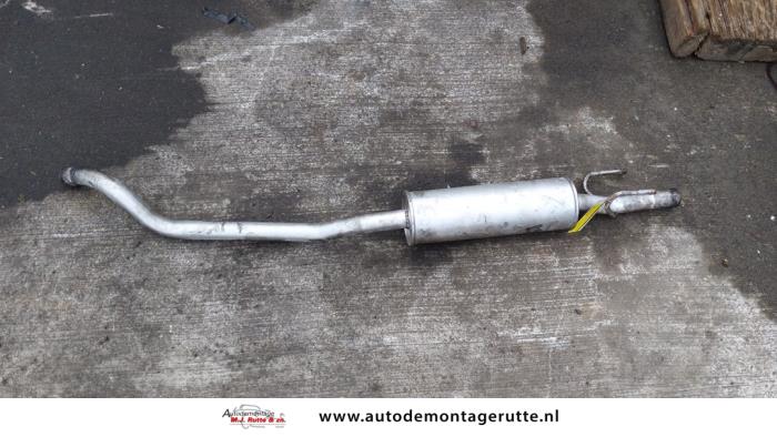 Gebrauchte Auspuff Mitteldämpfer Opel Corsa B (73/78/79) 1.2i 16V Preis auf Anfrage angeboten von Autodemontage M.J. Rutte B.V.
