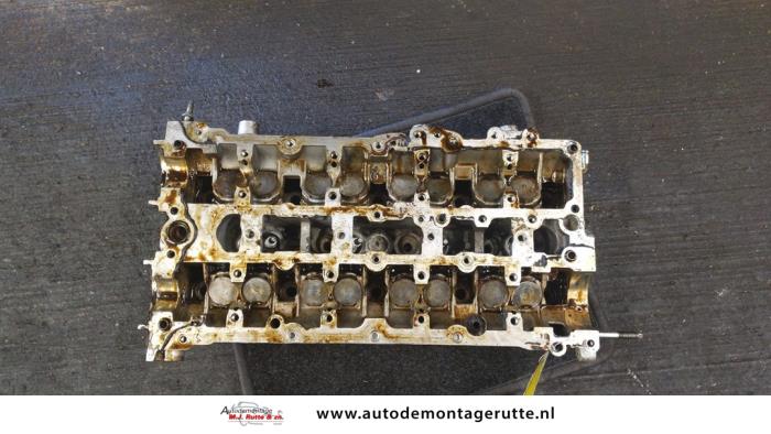 Begagnade Topplock Ford Grand C-Max (DXA) 1.6 EcoBoost 16V Pris på förfrågan erbjuds av Autodemontage M.J. Rutte B.V.